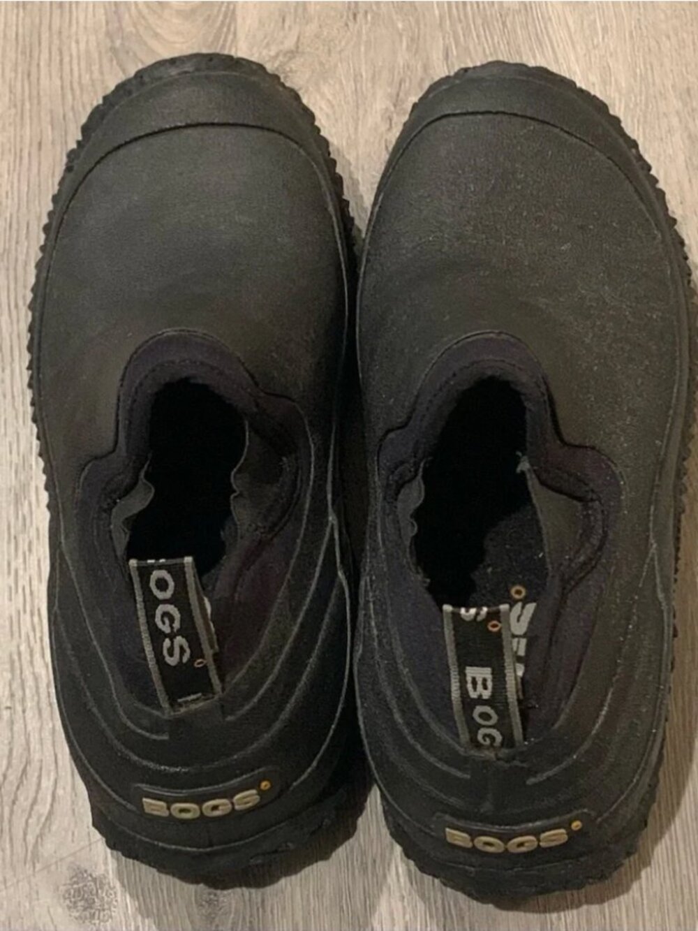 Men's Black BOGS URBAN WALKER Shoes Waterproof Slip On Size 11 M